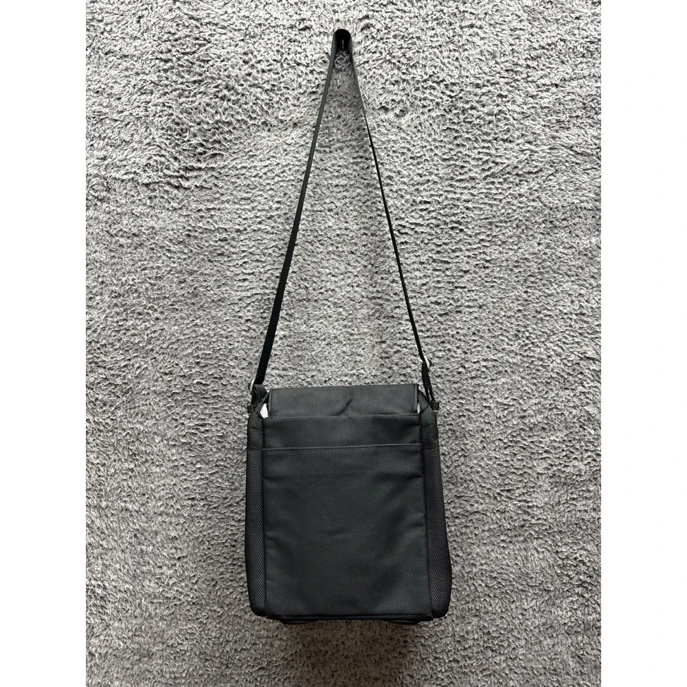 Tumi T3 Traveler‎ Carry On Adjustable Canvas Crossbody Messenger Bag Black
